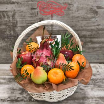 Корзина фруктов на юбилей